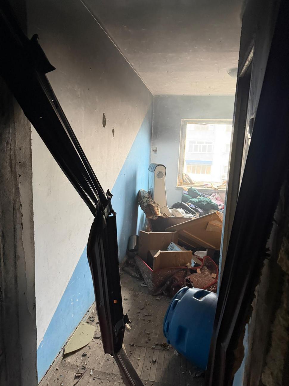 Explozie urmată de incendiu într-un bloc din Balș: Există victime. Mai multe garsoniere au fost distruse 1023046