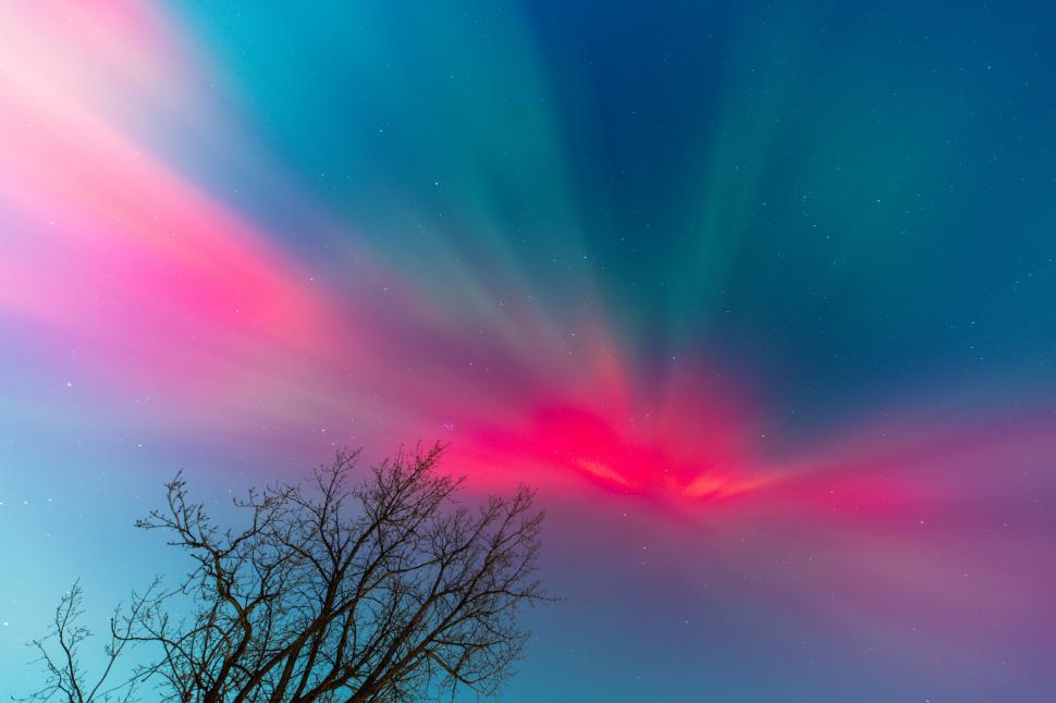 Imagini uimitoare cu aurora boreală: Furtuna solară care a lovit Pământul a oferit un adevărat spectacol pe cer 1022967