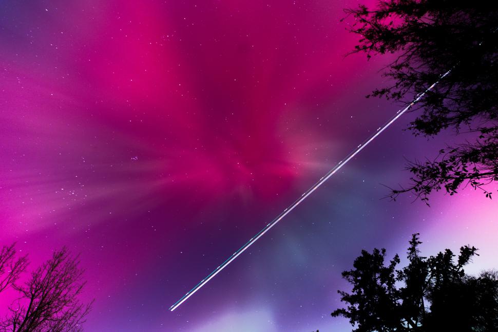 Imagini uimitoare cu aurora boreală: Furtuna solară care a lovit Pământul a oferit un adevărat spectacol pe cer 1022968