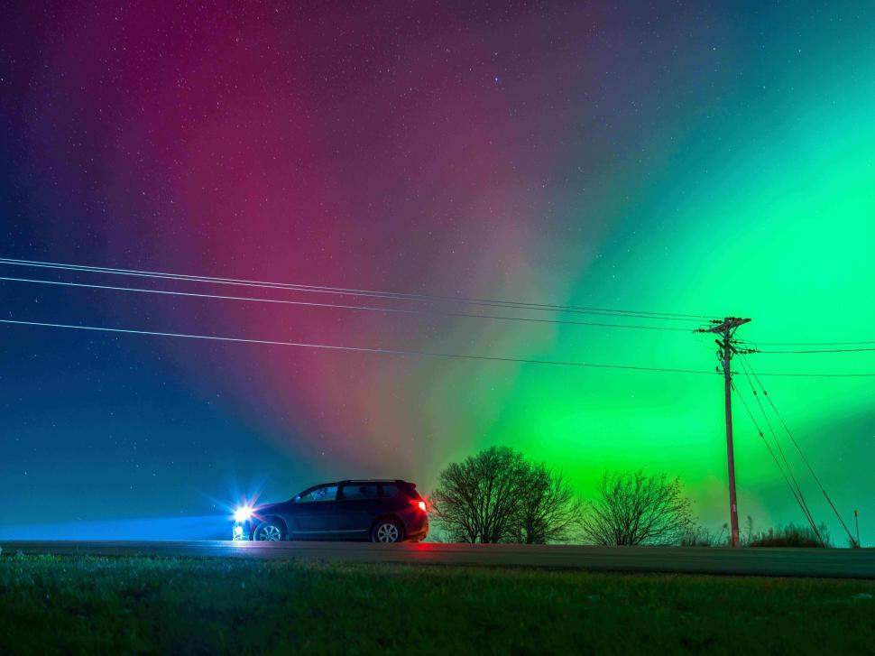 Imagini uimitoare cu aurora boreală: Furtuna solară care a lovit Pământul a oferit un adevărat spectacol pe cer 1022974