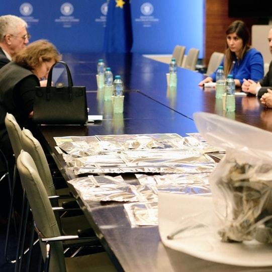 Ambasadorul rus a fost convocat la MAE. I s-au pus în față fragmente din drona căzută în România 1023532