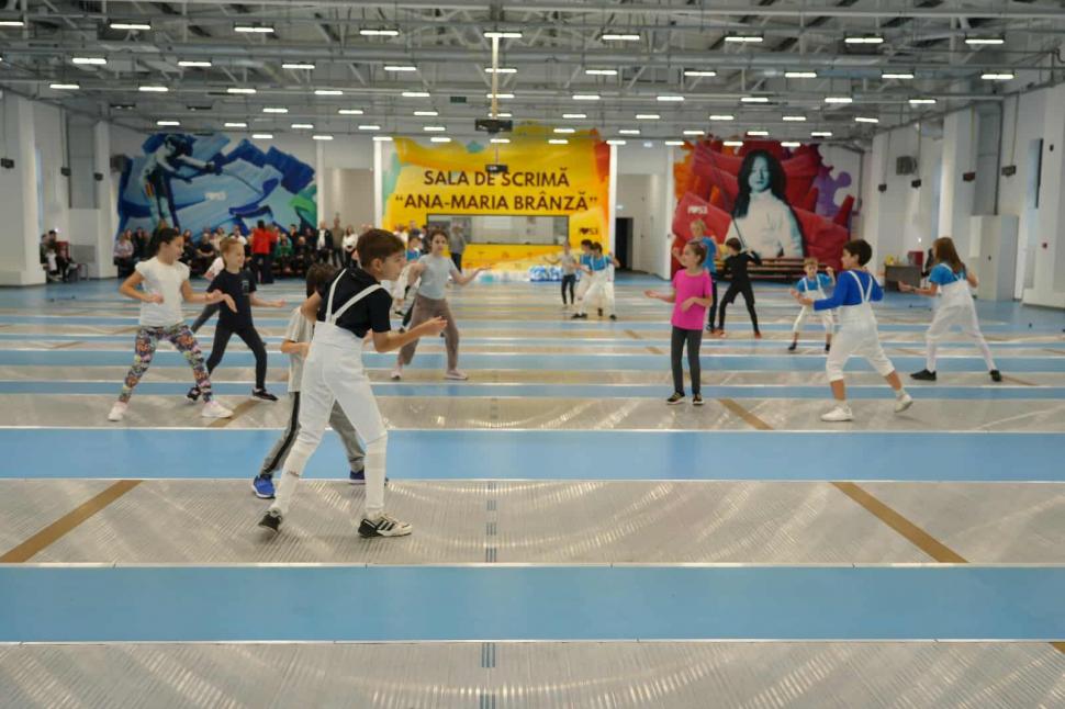 O sală pentru scrimă după 40 de ani. Un oraș care învață să investească în sportul copiilor 1023410