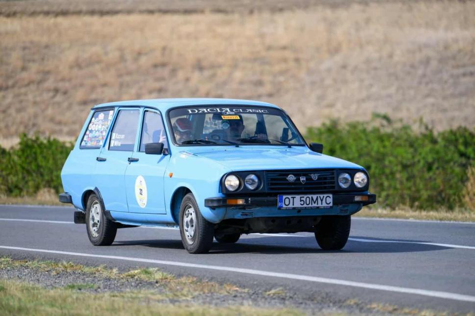 Cum arată cele 15 maşini istorice care vor lua startul la "Totul pe Noapte", primul raliu retro, de regularitate, pe timp de noapte 1023735