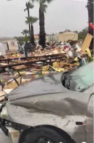 Imagini apocaliptice după o tornadă formată în Portugalia: 3 morţi şi 28 de răniţi 1023781