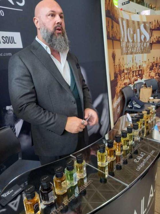 Ciocolată cu jumări, cu leuștean sau colivă şi parfumuri cu aromă de palincă și dulceață la Festivalul Ciocolatei din Iaşi 1023888