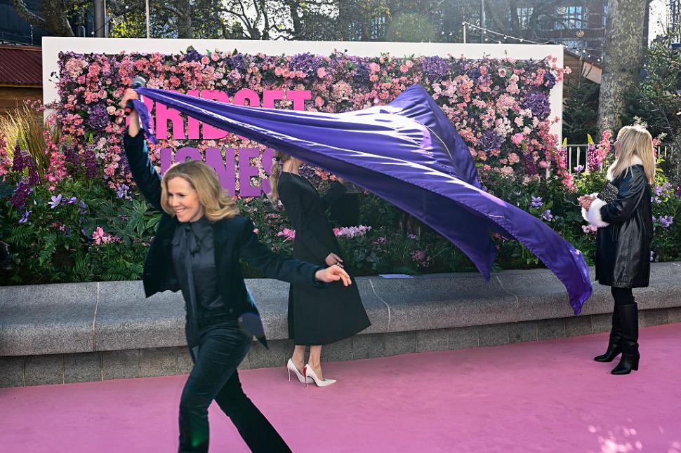 Bridget Jones primește o statuie la aproape 30 de ani de la debut. Renée Zellweger: „E adorabilă” 1024177