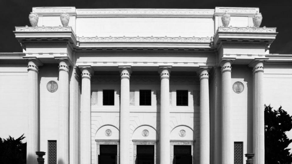 Clădirea în care se află Arhiva Internetului: Un trilion de pagini web sunt deja salvate într-o biserică veche. Oricine le poate accesa 1024053