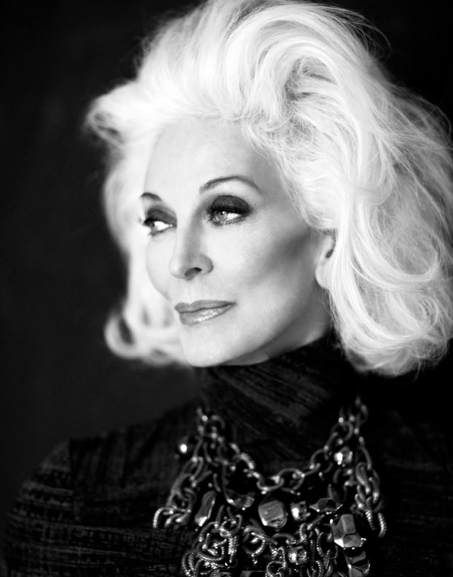 Carmen are 94 de ani și încă lucrează ca fotomodel. A apărut de curând pe coperta Vogue 1024323
