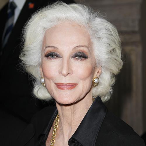 Carmen are 94 de ani și încă lucrează ca fotomodel. A apărut de curând pe coperta Vogue 1024328