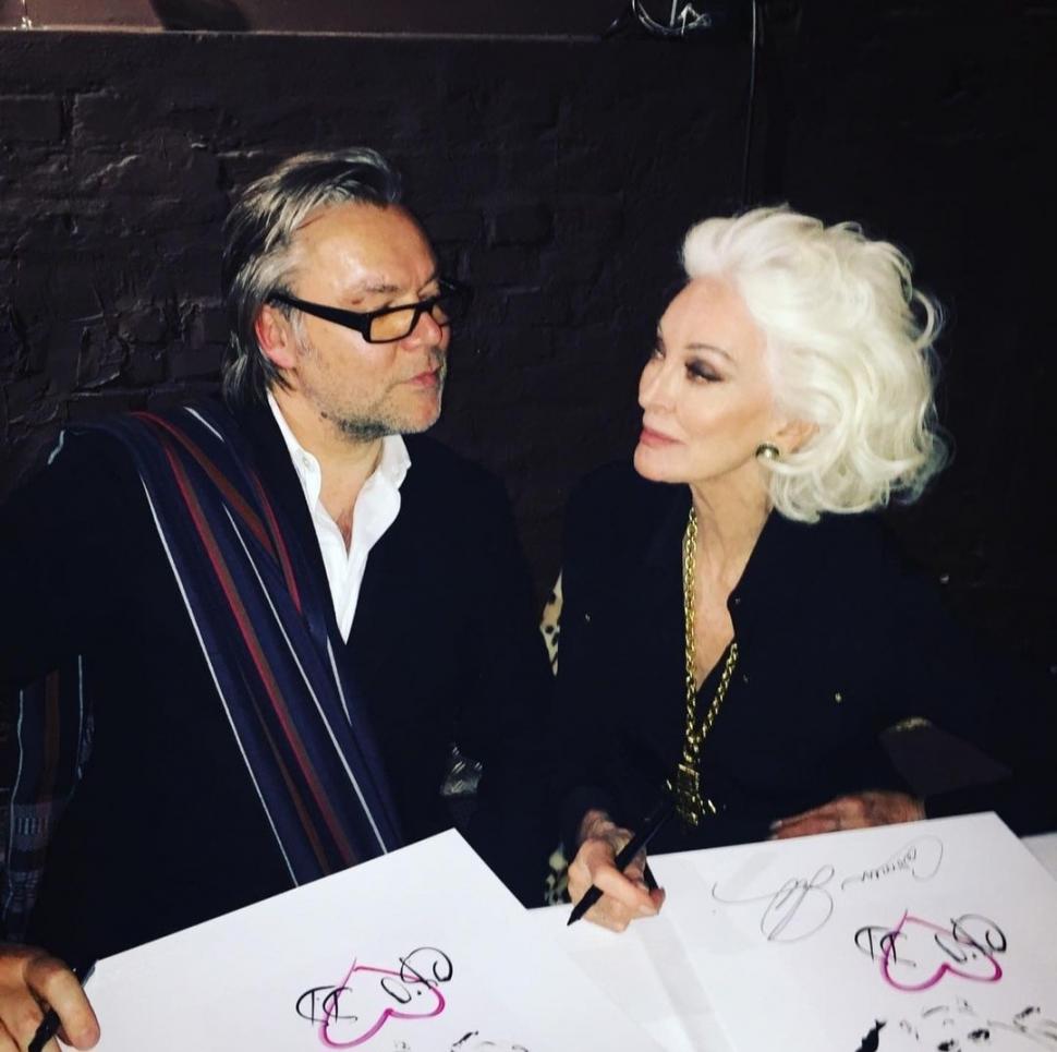 Carmen are 94 de ani și încă lucrează ca fotomodel. A apărut de curând pe coperta Vogue 1024332