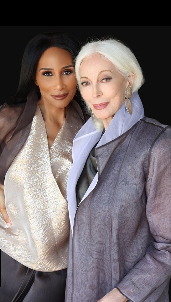 Carmen are 94 de ani și încă lucrează ca fotomodel. A apărut de curând pe coperta Vogue 1024344