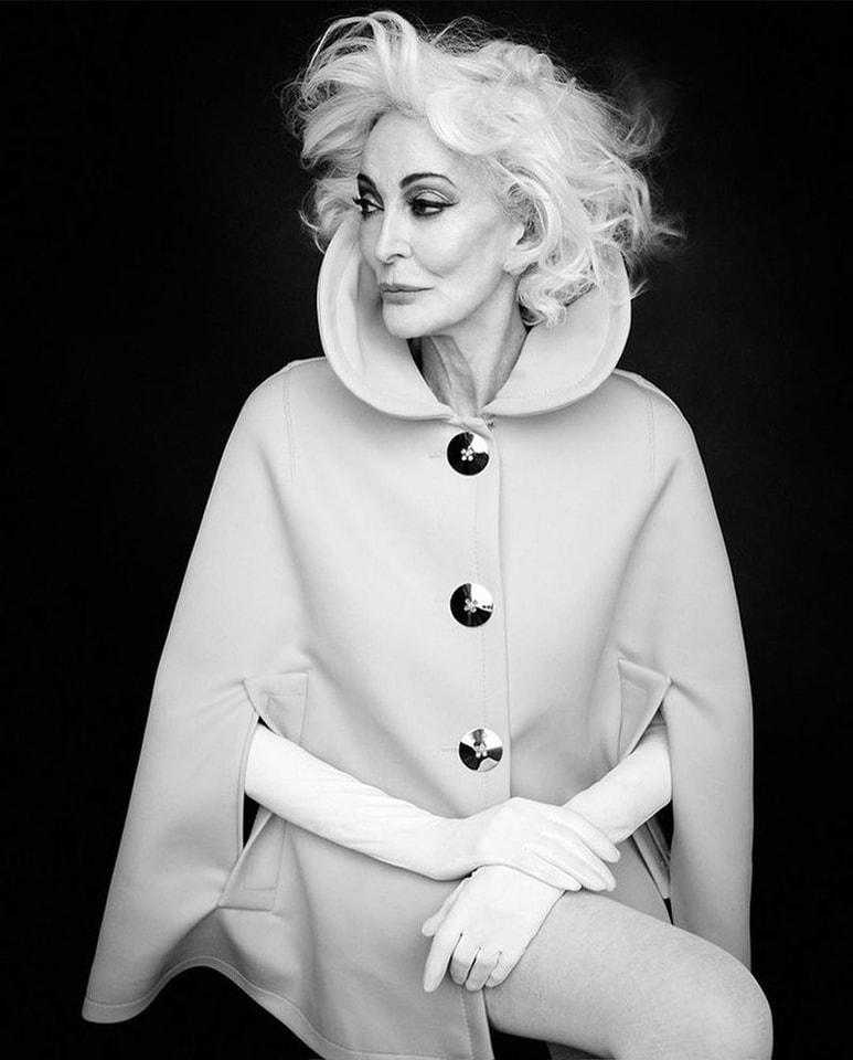 Carmen are 94 de ani și încă lucrează ca fotomodel. A apărut de curând pe coperta Vogue 1024345