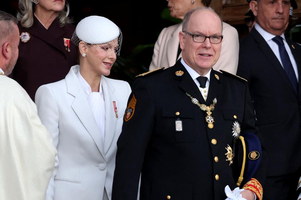 Familia princiară din Monaco, apariție rară de Ziua Națională: Imagini cu Prințesa Charlene, Prințul Albert și gemenii lor de zece ani 1024729
