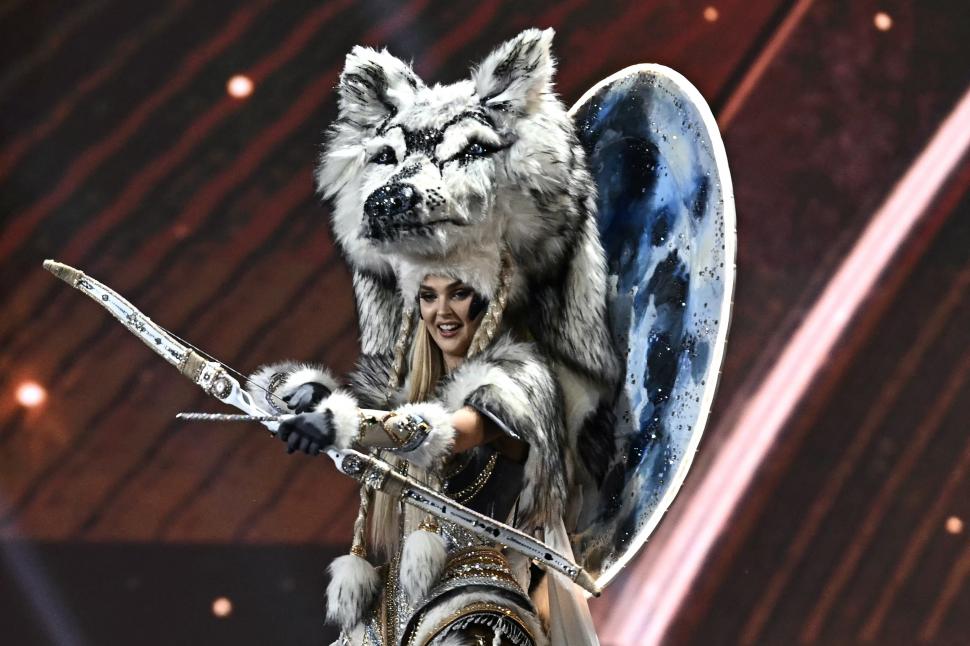 Scandal uriaș la Miss Univers. Doi jurați au demisionat, unul acuză că finalistele au fost alese deja  1024750