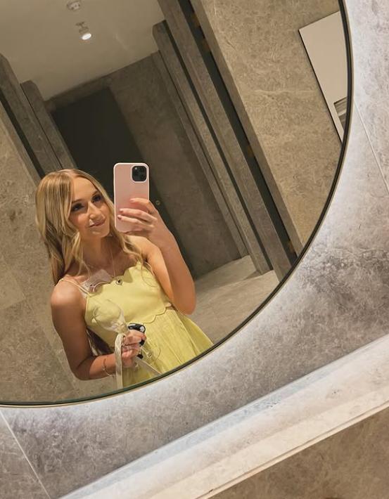 „Vă rog, lăsați-mă să plec”. O tânără de 25 de ani cu o boală rară aflată în fază terminală a decis să moară „în propriile condiții” 1024882