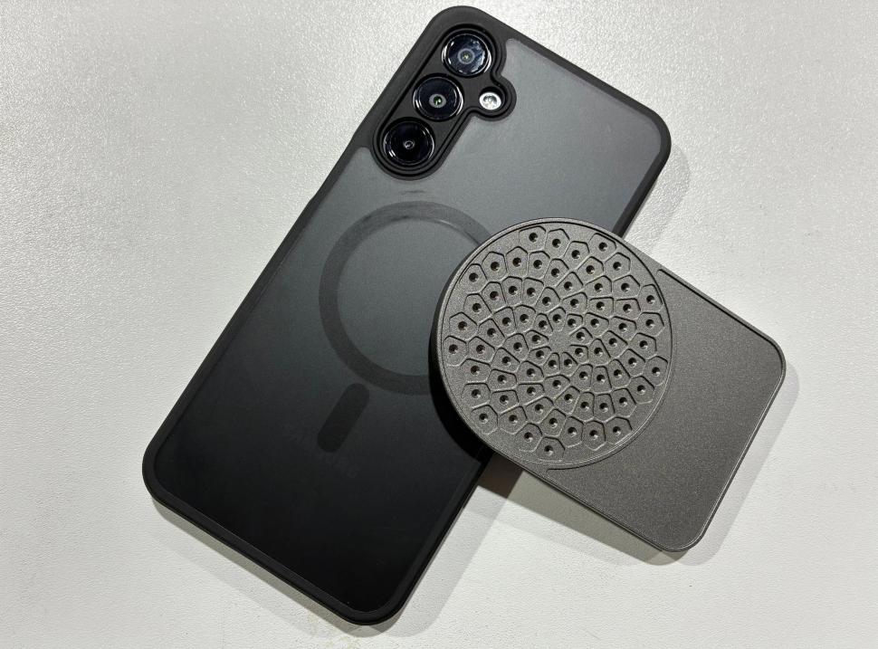 A apărut accesoriul de telefon care „vede” sunetele: Cum îți arată pe camera foto locurile zgomotoase din jur și cât costă 1025022