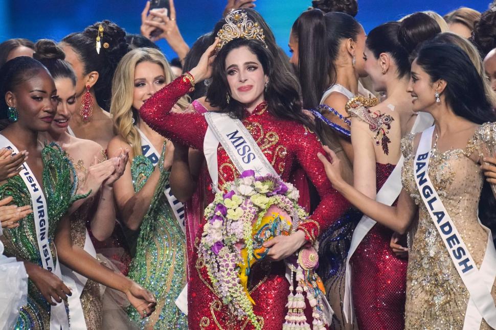 Miss Mexic a fost aleasă Miss Univers. Fatima Bosch a atras atenția lumii încă de la început după un scandal de proporții 1025121