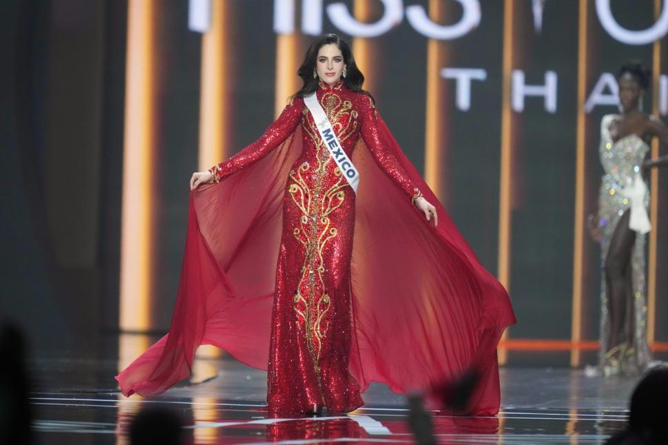 Miss Mexic a fost aleasă Miss Univers. Fatima Bosch a atras atenția lumii încă de la început după un scandal de proporții 1025122