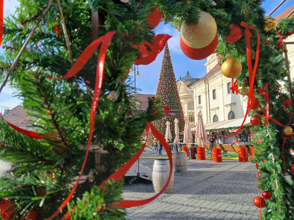 Am fost la târgul de Crăciun din Sibiu. Totul despre ediția din 2025. Plus: cât costă, de fapt, cartoful spiralat 1025240