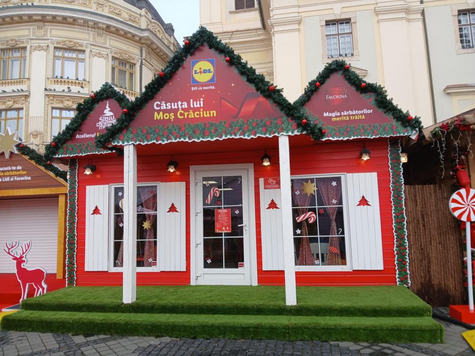 Am fost la târgul de Crăciun din Sibiu. Totul despre ediția din 2025. Plus: cât costă, de fapt, cartoful spiralat 1025257