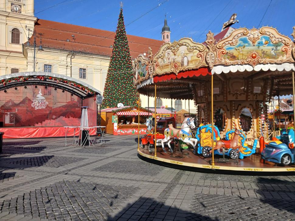 Am fost la târgul de Crăciun din Sibiu. Totul despre ediția din 2025. Plus: cât costă, de fapt, cartoful spiralat 1025269