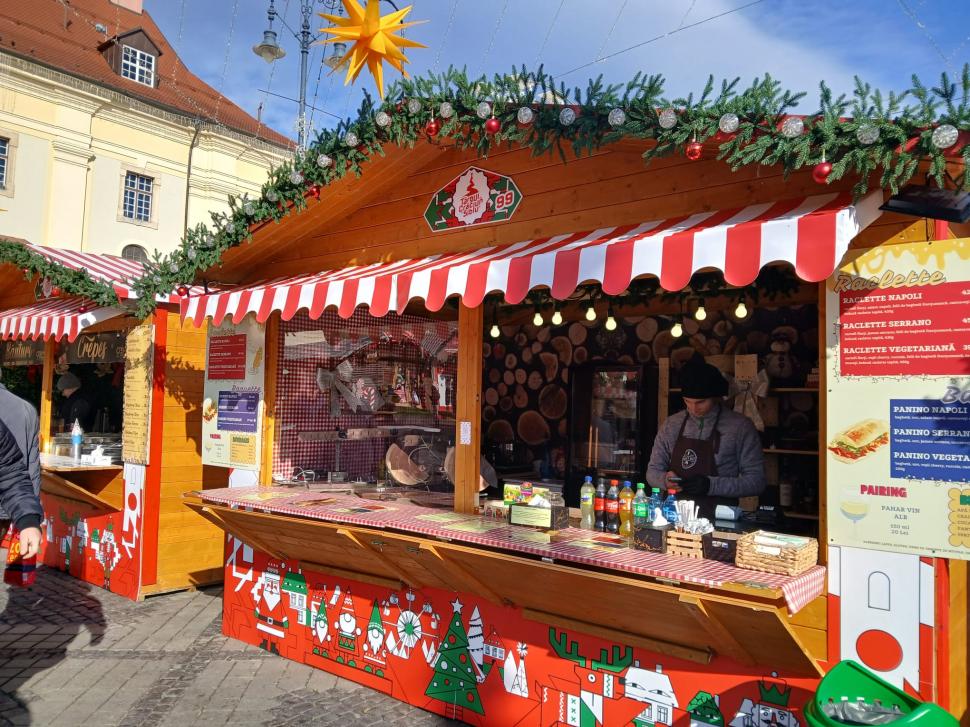 Am fost la târgul de Crăciun din Sibiu. Totul despre ediția din 2025. Plus: cât costă, de fapt, cartoful spiralat 1025285