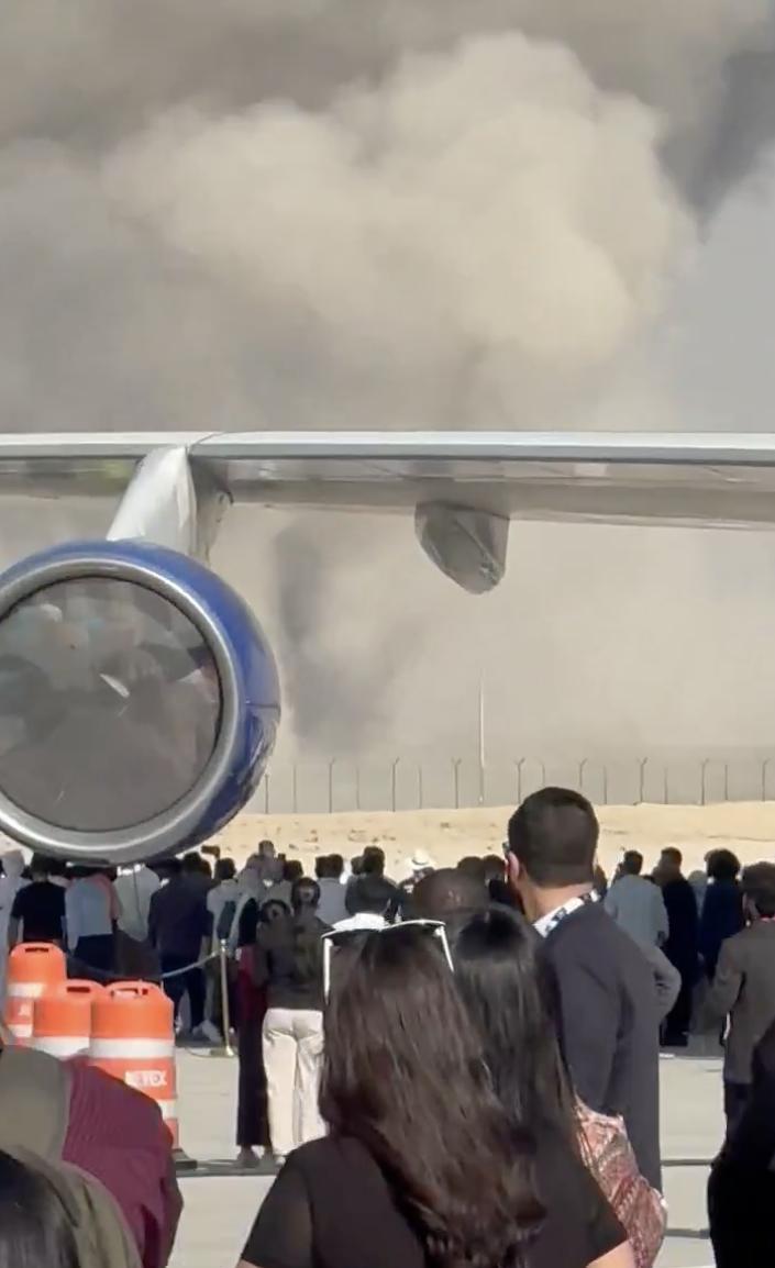 Un avion de vânătoare s-a prăbușit în Dubai, la un show aviatic: Pilotul a murit pe loc. Primele imagini cu momentul accidentului 1025348