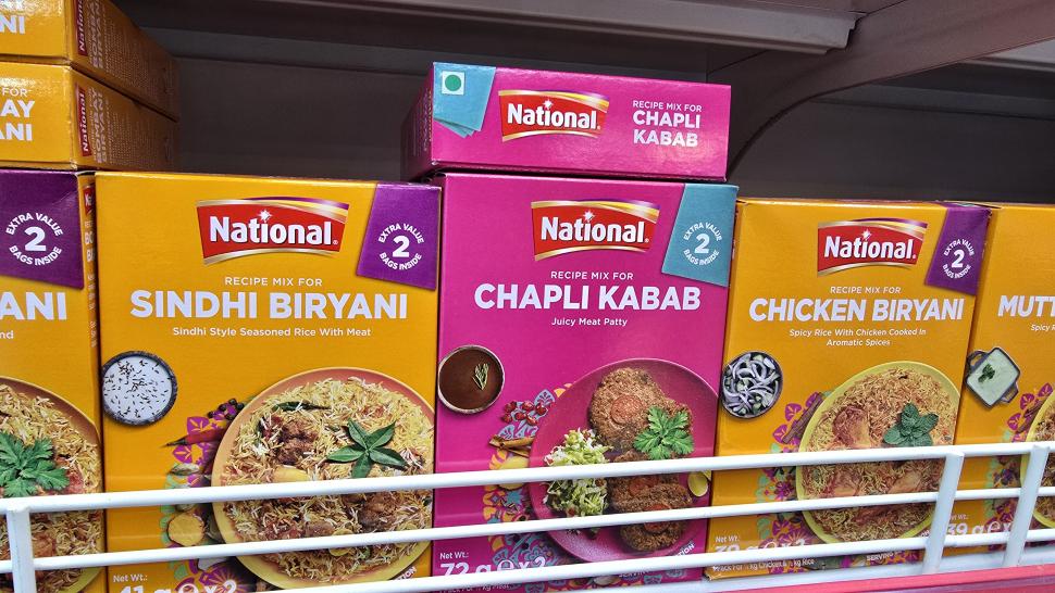 Magazinele neștiute din București unde se vând legume și fructe despre care nu știai că există. Plus pește Rohu 1025459