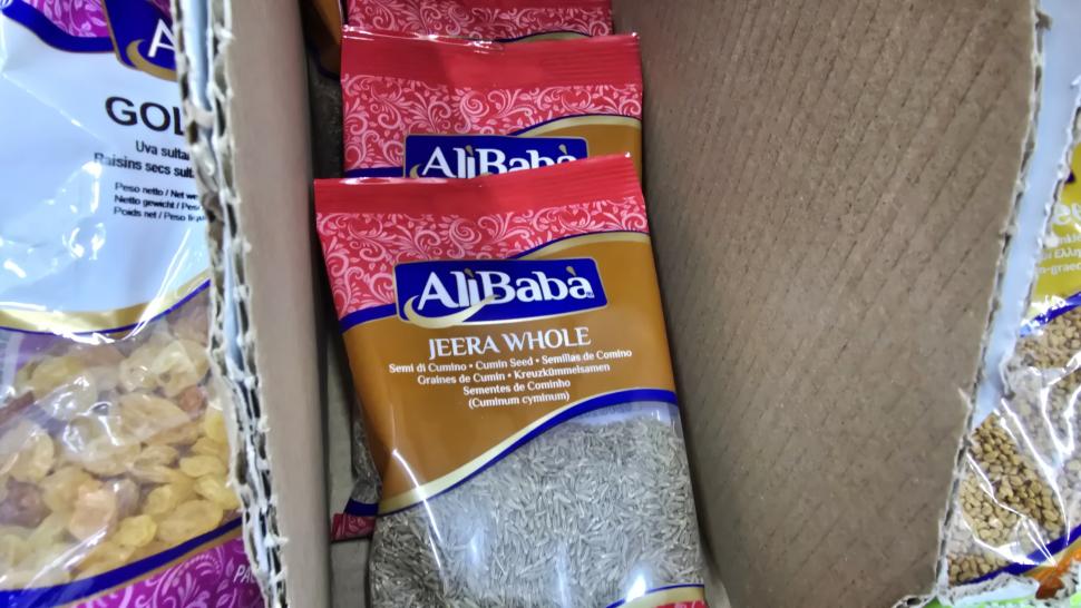 Magazinele neștiute din București unde se vând legume și fructe despre care nu știai că există. Plus pește Rohu 1025471