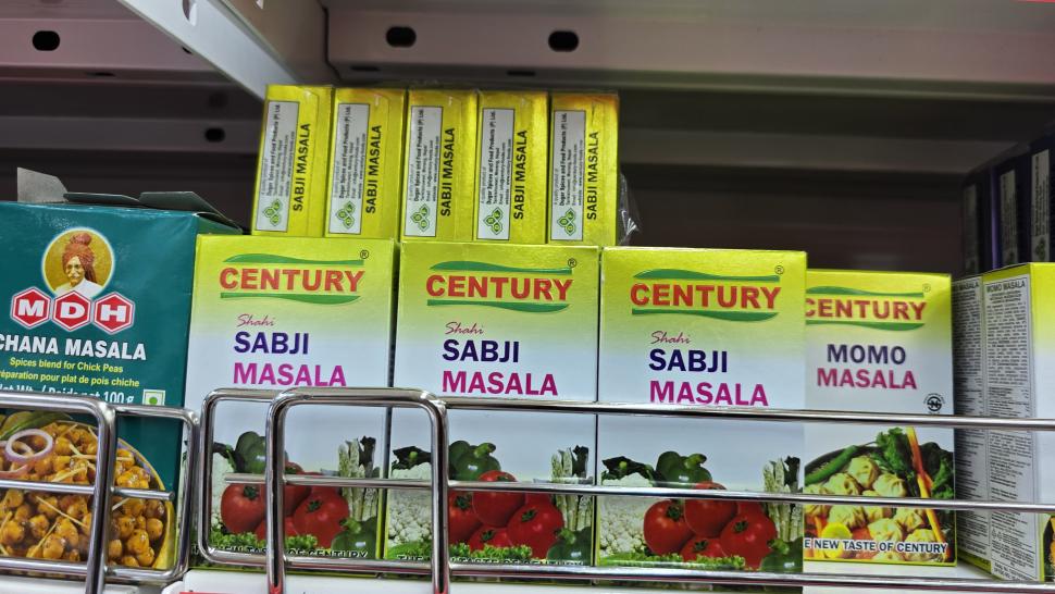 Magazinele neștiute din București unde se vând legume și fructe despre care nu știai că există. Plus pește Rohu 1025478