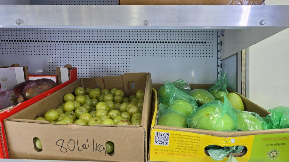 Magazinele neștiute din București unde se vând legume și fructe despre care nu știai că există. Plus pește Rohu 1025480