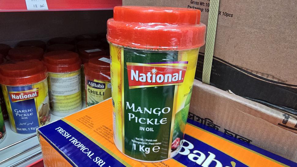 Magazinele neștiute din București unde se vând legume și fructe despre care nu știai că există. Plus pește Rohu 1025508