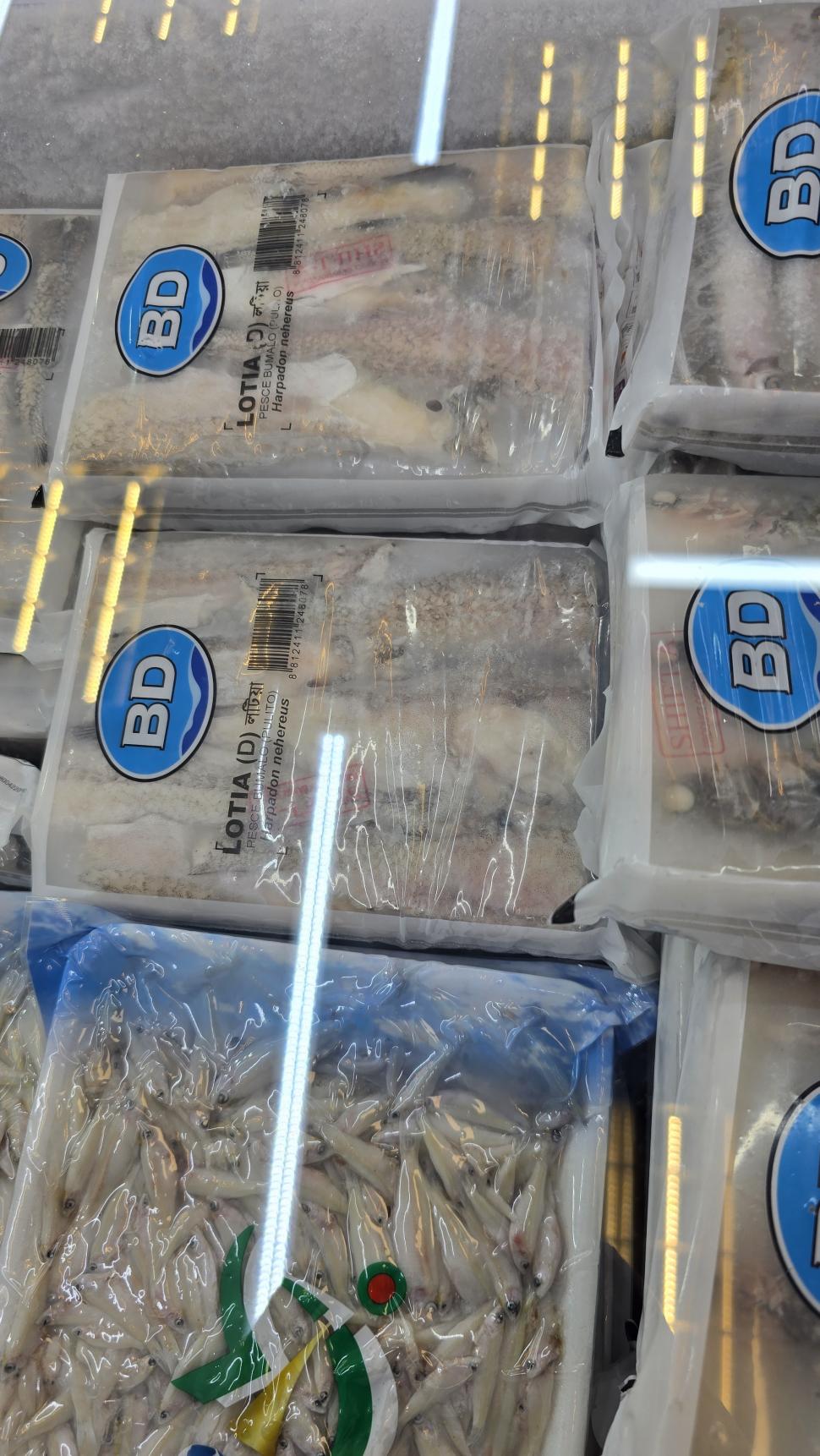 Magazinele neștiute din București unde se vând legume și fructe despre care nu știai că există. Plus pește Rohu 1025516