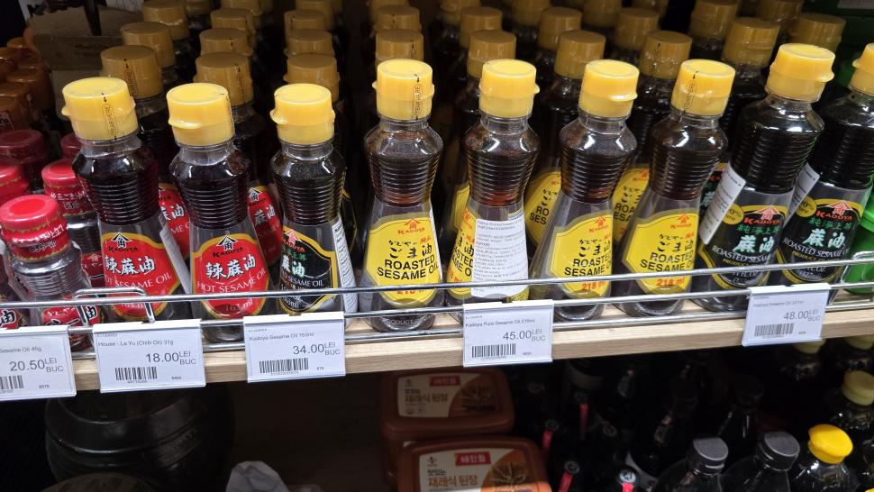 Magazinele neștiute din București unde se vând legume și fructe despre care nu știai că există. Plus pește Rohu 1025546