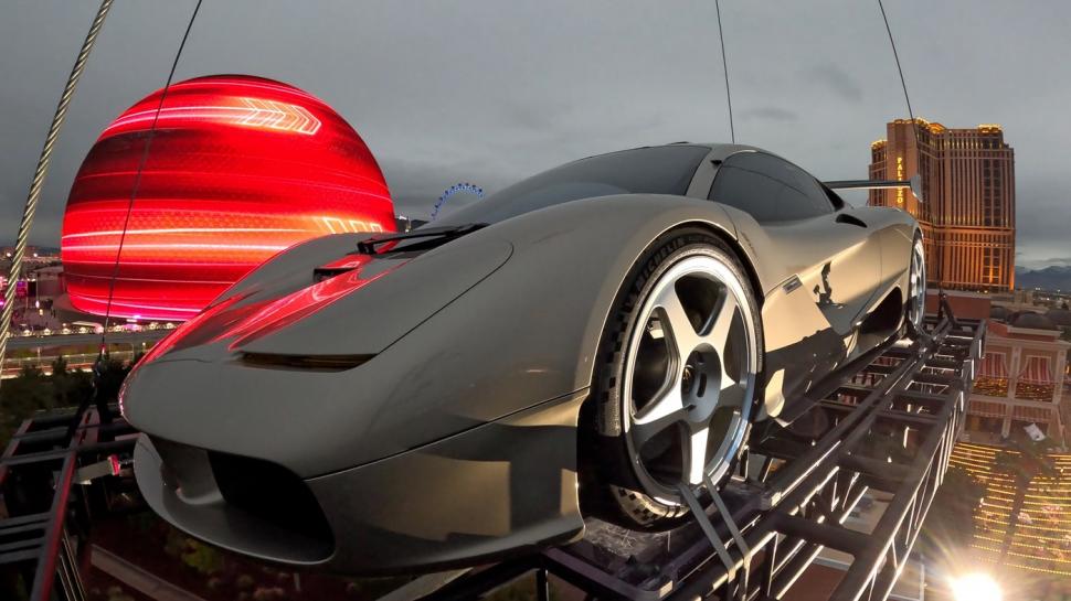 Cum arată cea mai scumpă mașină nouă din lume licitată vreodată: Tocmai s-a vândut cu peste 20 de milioane de dolari 1025948