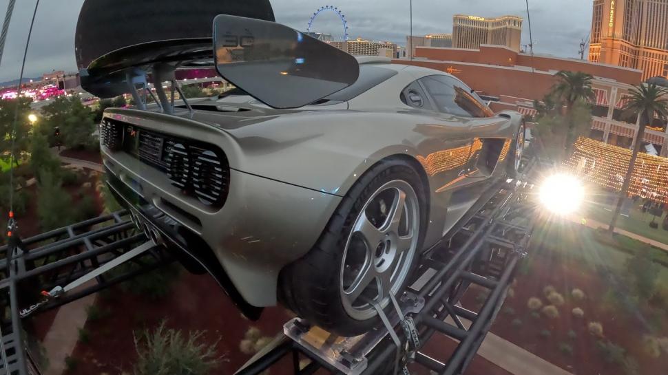 Cum arată cea mai scumpă mașină nouă din lume licitată vreodată: Tocmai s-a vândut cu peste 20 de milioane de dolari 1025949