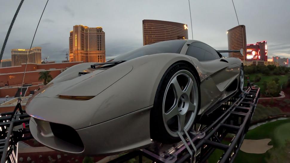 Cum arată cea mai scumpă mașină nouă din lume licitată vreodată: Tocmai s-a vândut cu peste 20 de milioane de dolari 1025951