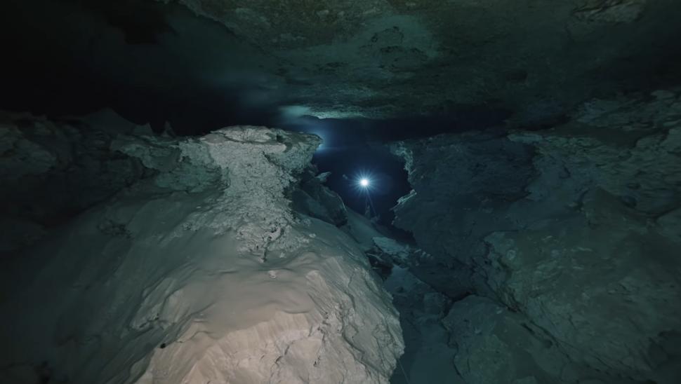 Cea mai lungă peșteră subacvatică din lume este mai mare decât se știa: Mayașii spuneau că în Sistema Ox Bel Ha există porți fermecate 1026269