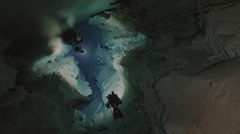 Cea mai lungă peșteră subacvatică din lume este mai mare decât se știa: Mayașii spuneau că în Sistema Ox Bel Ha există porți fermecate 1026271