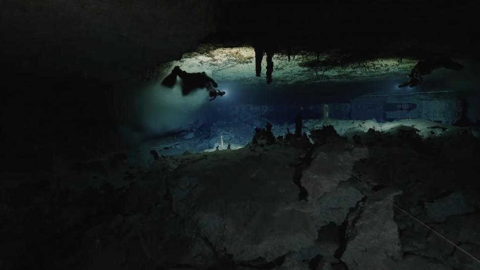 Cea mai lungă peșteră subacvatică din lume este mai mare decât se știa: Mayașii spuneau că în Sistema Ox Bel Ha există porți fermecate 1026274