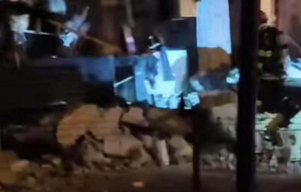 Explozie puternică într-un bloc din Buftea. Sunt șase victime. Există risc de prăbușire, blocul a fost evacuat 1026333