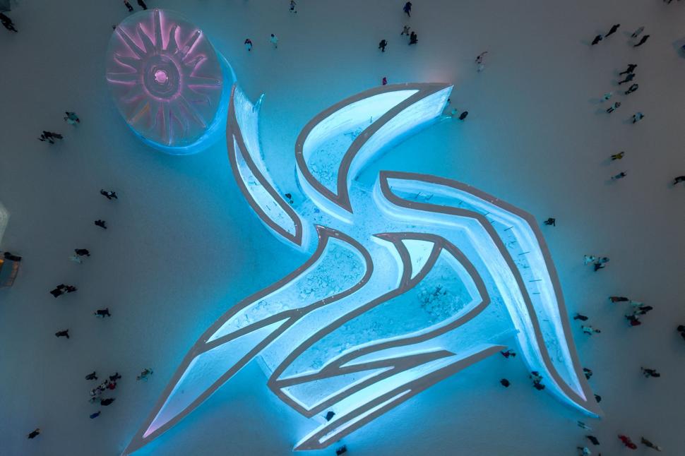 Începe construcția „orașului înghețat” din Harbin. Cum arată depozitele uriașe de gheață pentru cel mai mare festival de iarnă din lume 1026117