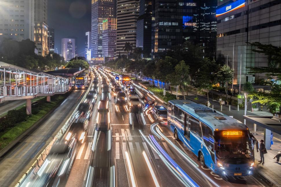 Acestă metropolă a depășit Tokyo și a devenit cel mai mare oraș din lume. Ultima dată, era pe locul 33 în clasamentul mondial 1026614
