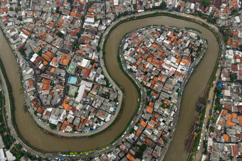 Acestă metropolă a depășit Tokyo și a devenit cel mai mare oraș din lume. Ultima dată, era pe locul 33 în clasamentul mondial 1026616