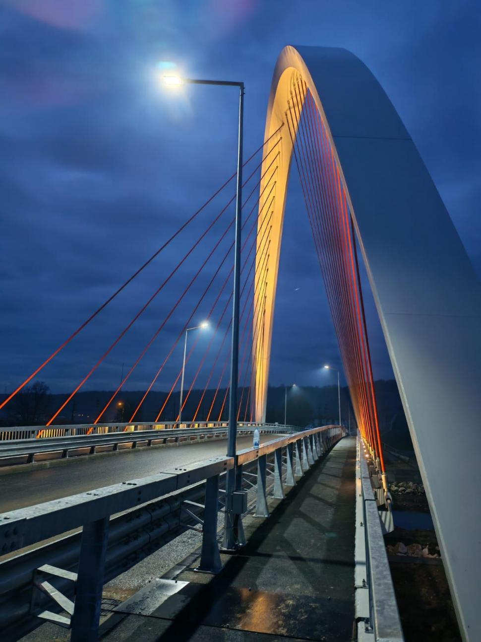 Podul cu cel mai mare arc parabolic din România este finalizat și a fost recepţionat astăzi. Cum arată acum și ce localități leagă 1026660