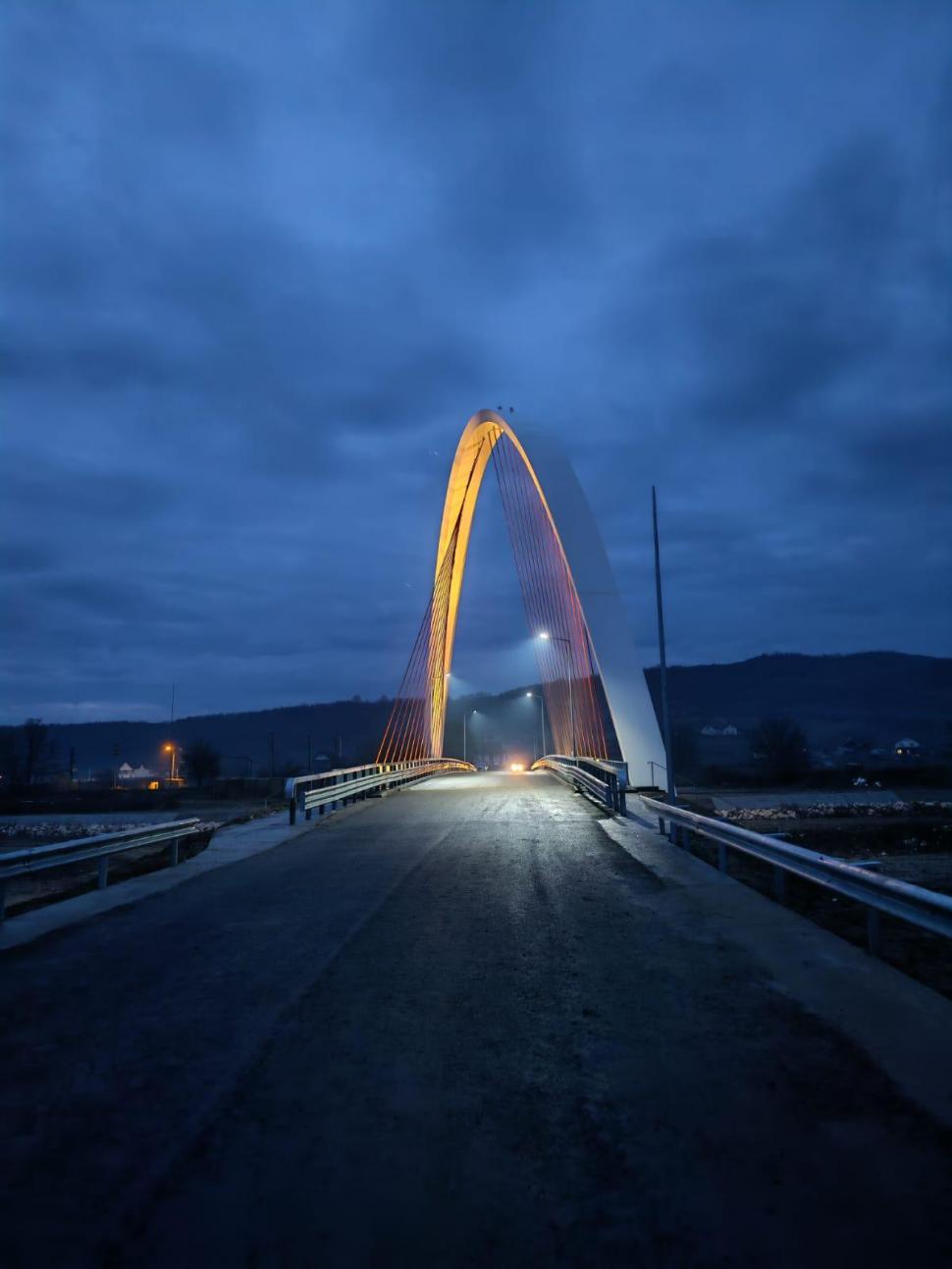 Podul cu cel mai mare arc parabolic din România este finalizat și a fost recepţionat astăzi. Cum arată acum și ce localități leagă 1026664