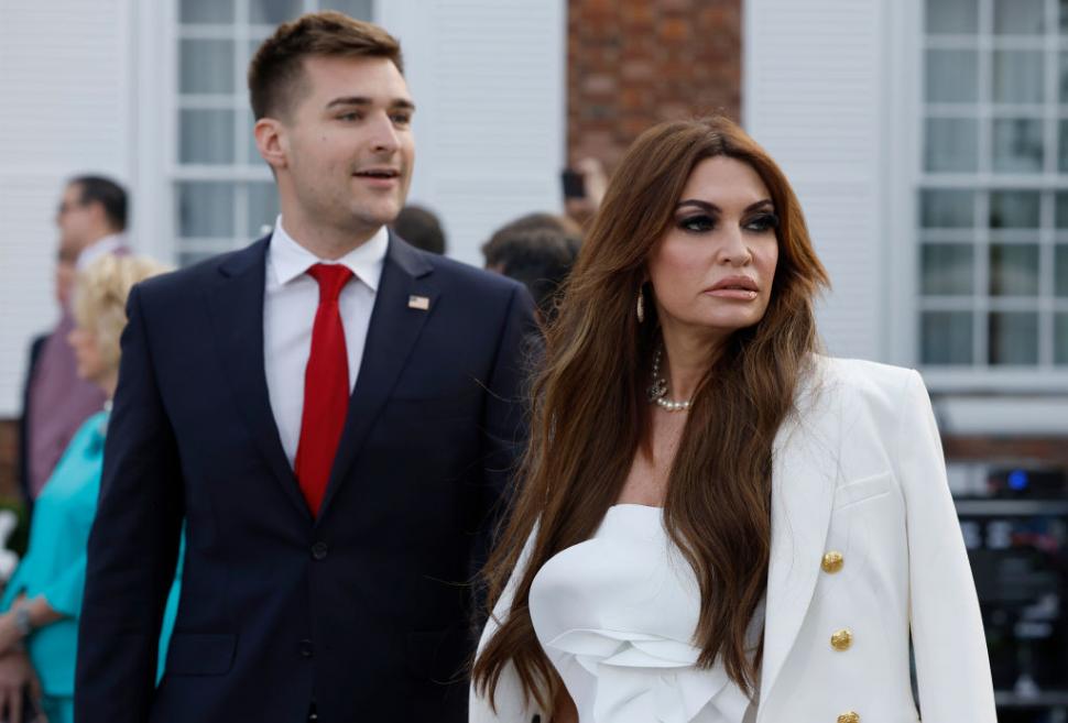 Ambasadoarea SUA la Atena a apărut într-o rochie transparentă la un eveniment și a stârnit mare agitație. Cine este Kimberly Guilfoyle 1026982