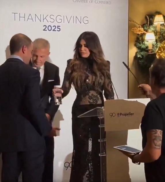 Ambasadoarea SUA la Atena a apărut într-o rochie transparentă la un eveniment și a stârnit mare agitație. Cine este Kimberly Guilfoyle 1026991