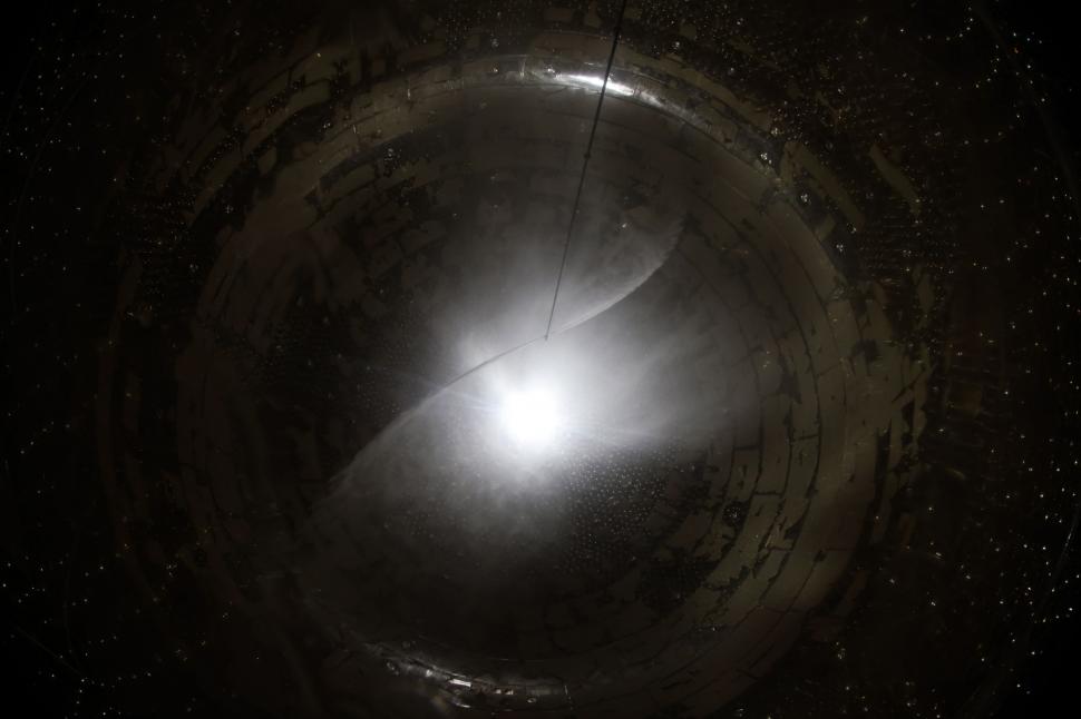 JUNO are deja rezultate incredibile: În doar 59 de zile, cel mai mare detector de neutrini din lume a depășit 50 de ani de măsurători 1026635