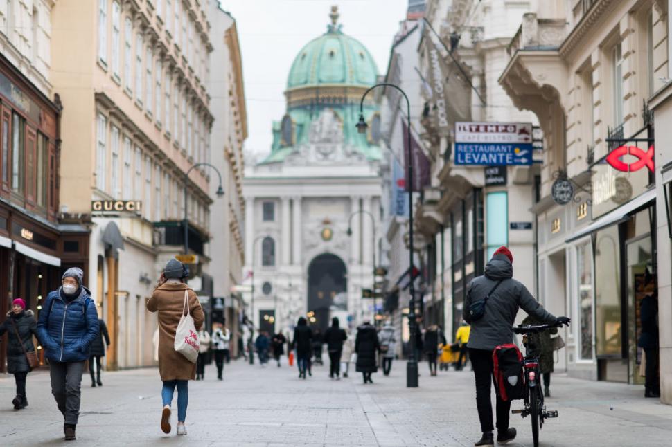 Gluma făcută de Viena. Ca să arate că nu e ”anostă”, a făcut o invitație neobișnuită locuitorilor dintr-un sat scoțian cu nume atipic 1027497